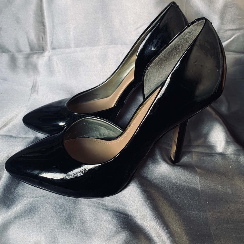 Black BCBG Pumps